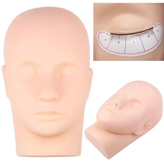lashes extension head model